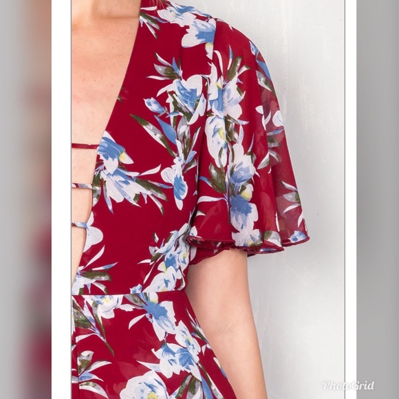 Last one!! Make an offer! Maxi floral romper small - Picture 4 of 7